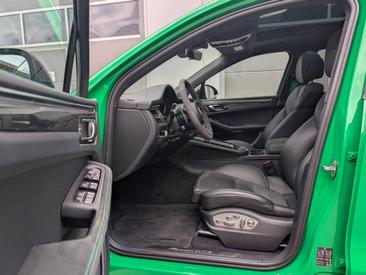 Porsche Macan GTS — photo 17