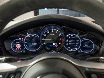 Porsche Cayenne III E-Hybrid Coupé — photo 26