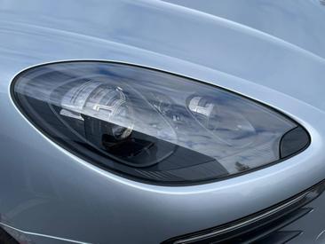 Porsche Macan S — photo 9
