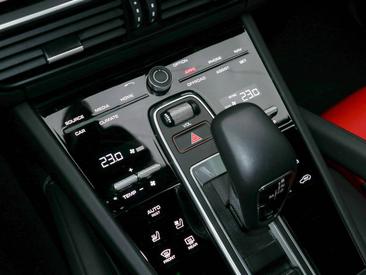 Porsche Cayenne III GTS — photo 19