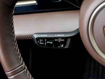 Porsche Taycan ph2 4S — photo 14