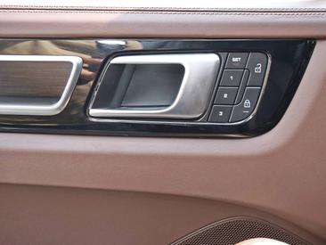 Porsche Cayenne III GTS — photo 30