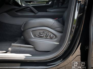 Porsche Cayenne III S E-Hybrid Coupé — photo 27