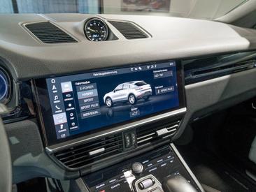 Porsche Cayenne III E-Hybrid Coupé — photo 29