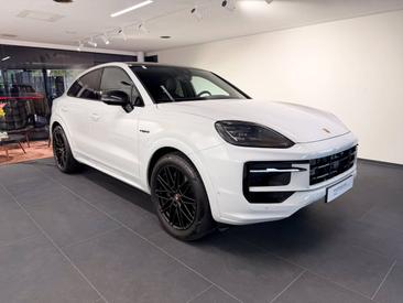 Porsche Cayenne III E-Hybrid Coupé — photo 7