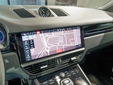 Porsche Cayenne III E-Hybrid Coupé — photo 30