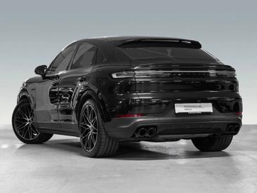 Porsche Cayenne III E-Hybrid Coupé — photo 3