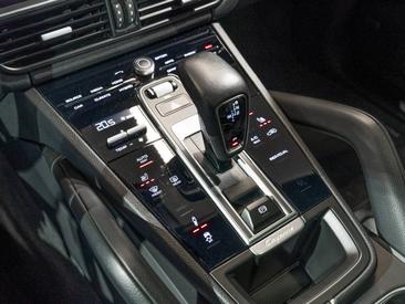 Porsche Cayenne III E-Hybrid Coupé — photo 31