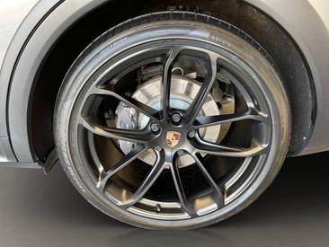 Porsche Cayenne III E-Hybrid Coupé — photo 11