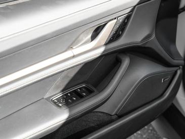 Porsche Taycan ph2 Turbo — photo 24