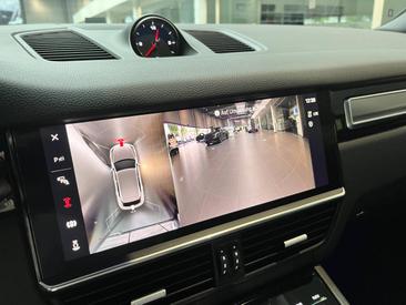 Porsche Cayenne III Platinum Edition — photo 28