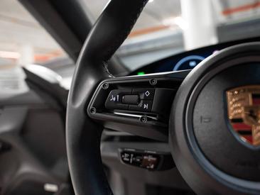 Porsche Taycan ph2 4 Cross Turismo — photo 29