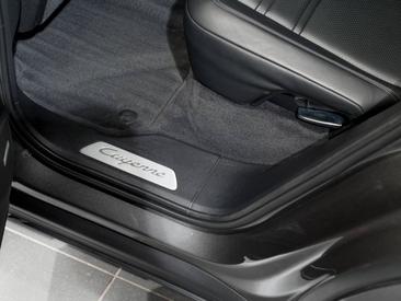 Porsche Cayenne III E-Hybrid Coupé — photo 38