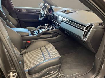 Porsche Cayenne III E-Hybrid Coupé — photo 21