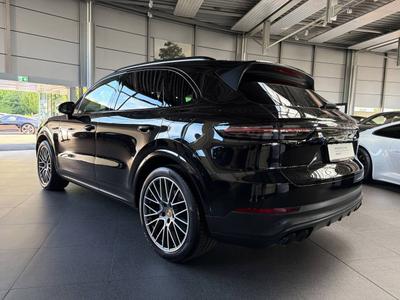Porsche Cayenne III Platinum Edition