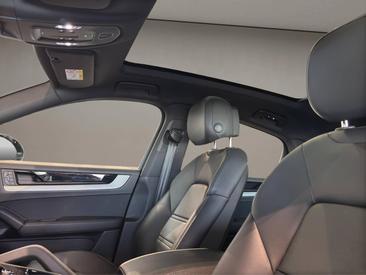 Porsche Cayenne III S E-Hybrid Coupé — photo 18