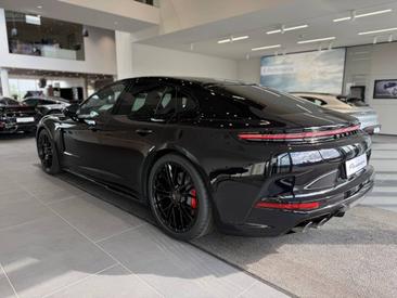 Porsche Panamera III GTS — photo 3