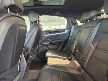 Porsche Cayenne III S E-Hybrid Coupé — photo 21