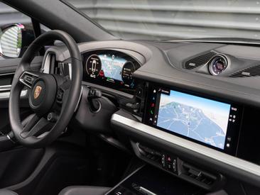 Porsche Cayenne III E-Hybrid Coupé — photo 22