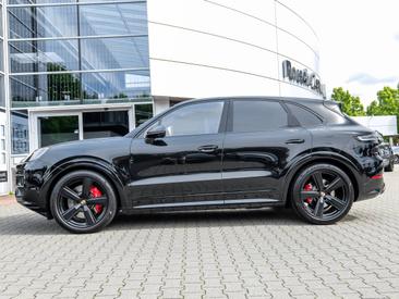 Porsche Cayenne III GTS — photo 2