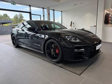 Porsche Panamera III GTS — photo 7