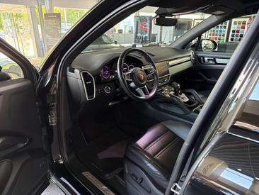 Porsche Cayenne III Platinum Edition — photo 11