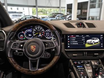 Porsche Cayenne III E-Hybrid Platinum Edition — photo 18