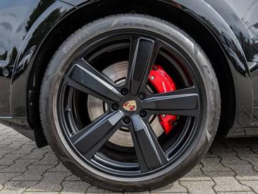 Porsche Cayenne III GTS — photo 9