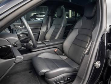 Porsche Taycan ph2 4 — photo 17