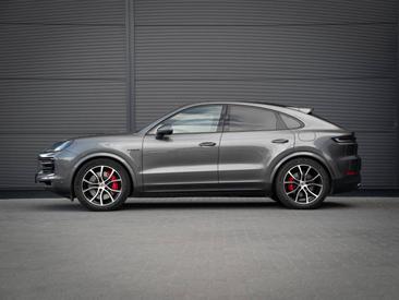 Porsche Cayenne III S E-Hybrid Coupé — photo 2