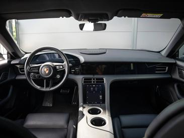 Porsche Taycan ph2 4 — photo 18