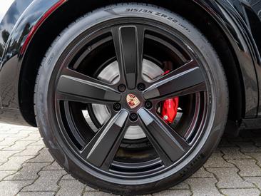 Porsche Cayenne III GTS — photo 11