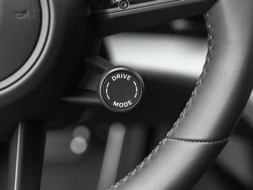 Porsche Taycan ph2 Black Edition — photo 31