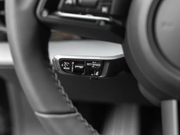 Porsche Taycan ph2 Black Edition — photo 32