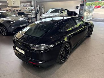 Porsche Panamera II ph2 GTS — photo 13