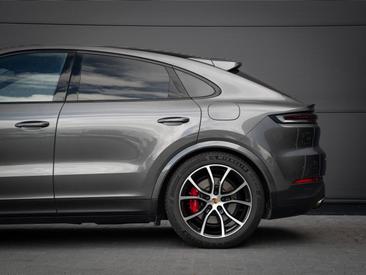 Porsche Cayenne III S E-Hybrid Coupé — photo 8