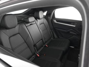 Porsche Cayenne III S E-Hybrid Coupé — photo 17
