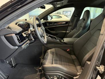 Porsche Panamera III GTS — photo 14
