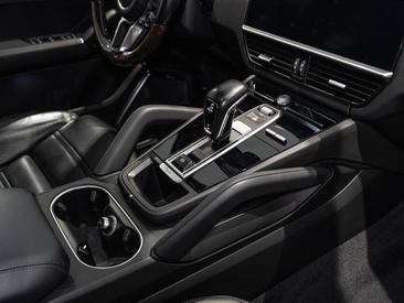 Porsche Cayenne III E-Hybrid Platinum Edition — photo 30