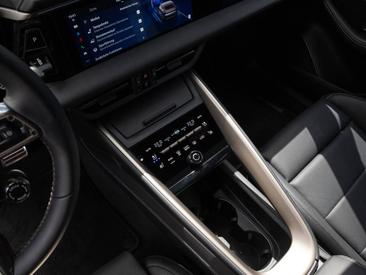 Porsche Macan Electrique Turbo — photo 31
