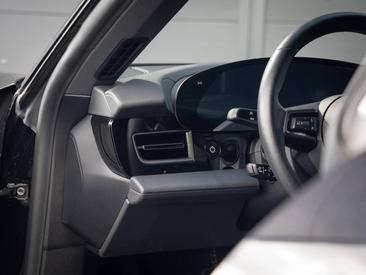 Porsche Taycan ph2 4 — photo 23