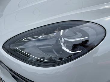 Porsche Macan S — photo 9