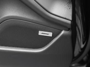Porsche Taycan ph2 Black Edition — photo 36
