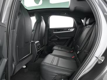 Porsche Cayenne III S E-Hybrid Coupé — photo 19