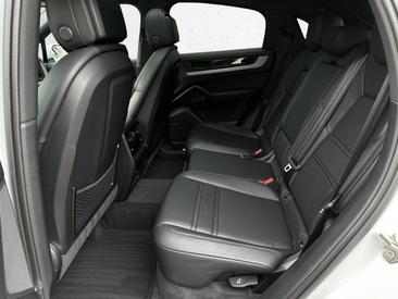 Porsche Cayenne III E-Hybrid Coupé — photo 12