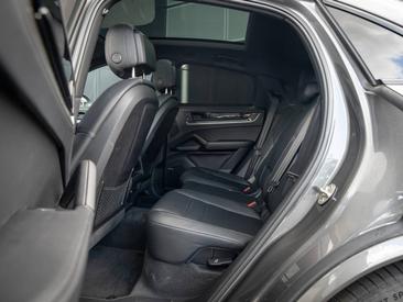 Porsche Cayenne III S E-Hybrid Coupé — photo 19