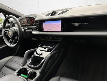 Porsche Cayenne III E-Hybrid Coupé — photo 13