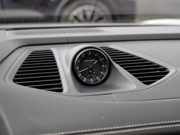 Porsche Macan Electrique Turbo — photo 35