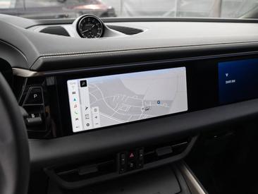 Porsche Macan Electrique Turbo — photo 36