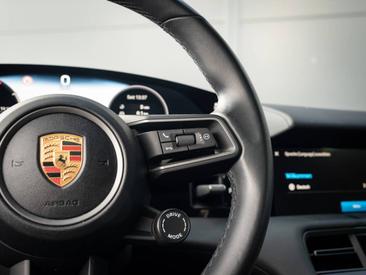 Porsche Taycan ph2 4 — photo 33